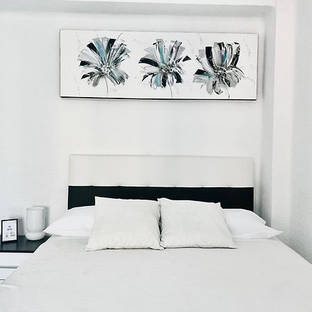 Central Private Room Валенсия Экстерьер фото